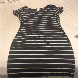 Comfy basic striped dress